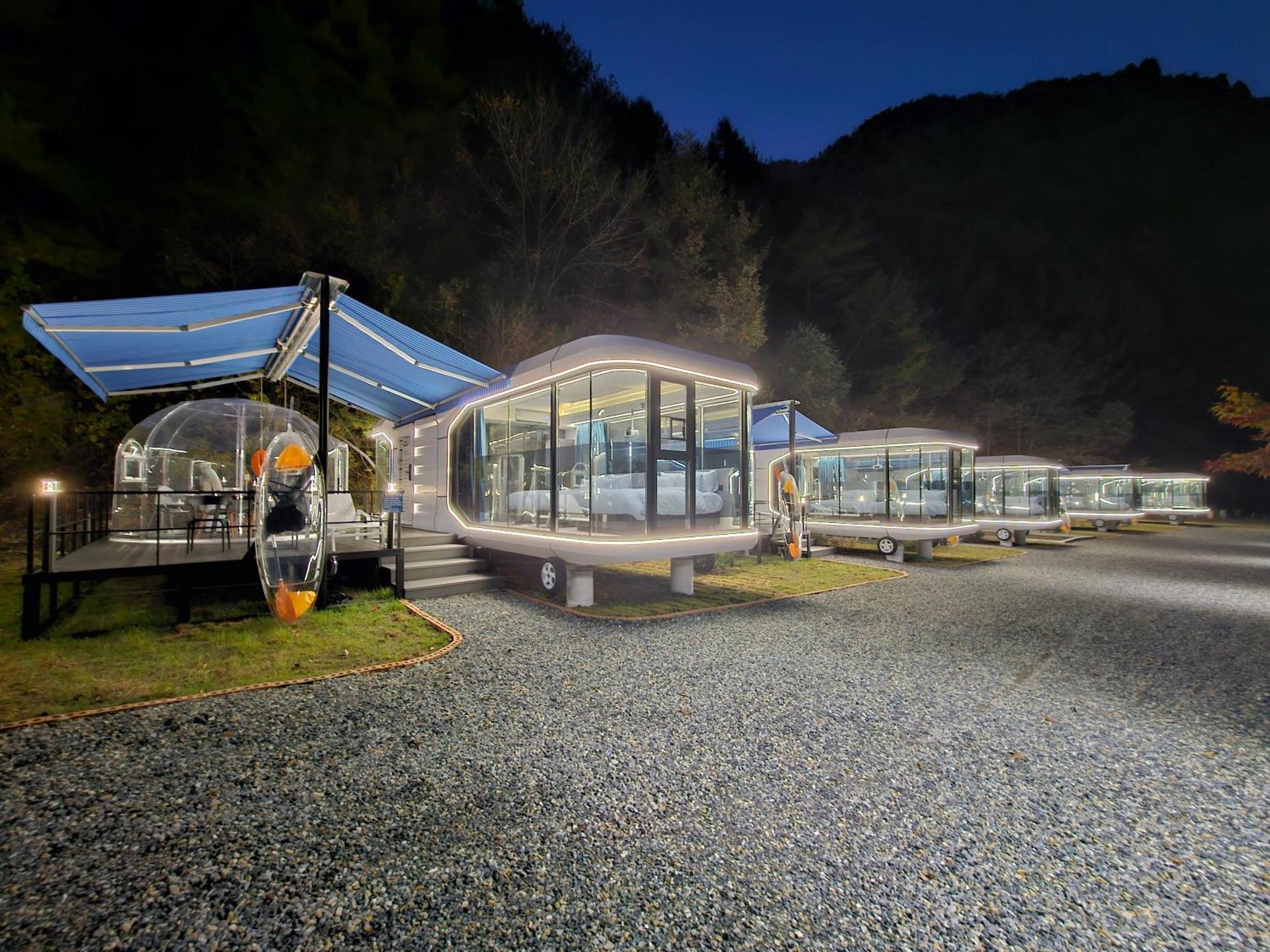 Galaxy X Hotel Type Caravan Glamping & Pension Pyeongchang Buitenkant foto