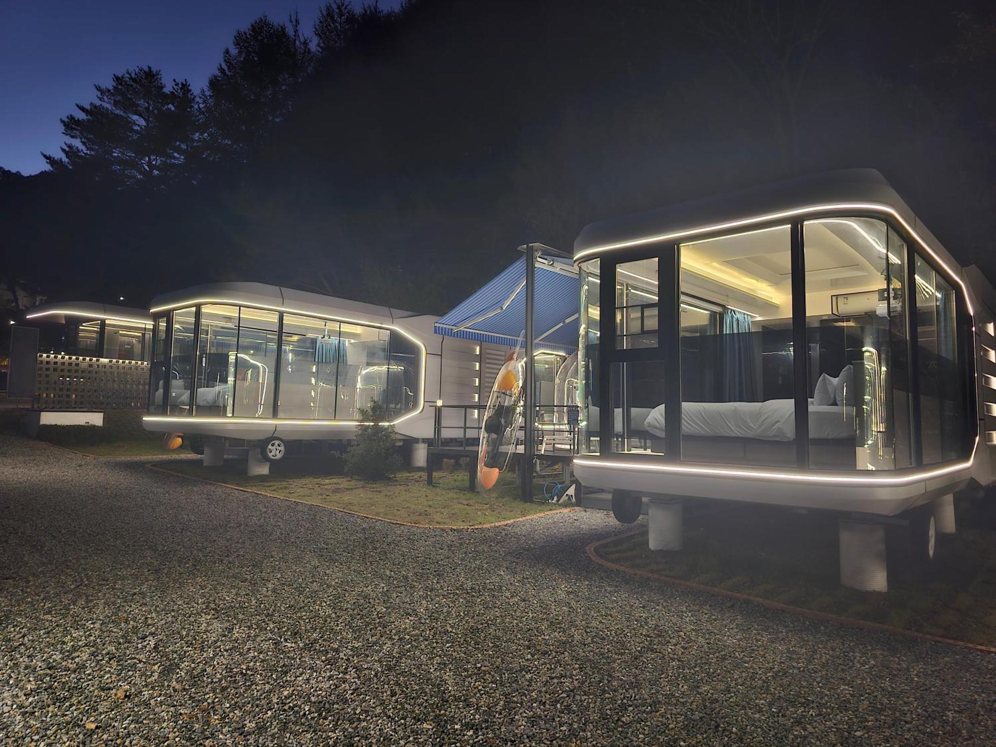 Galaxy X Hotel Type Caravan Glamping & Pension Pyeongchang Buitenkant foto