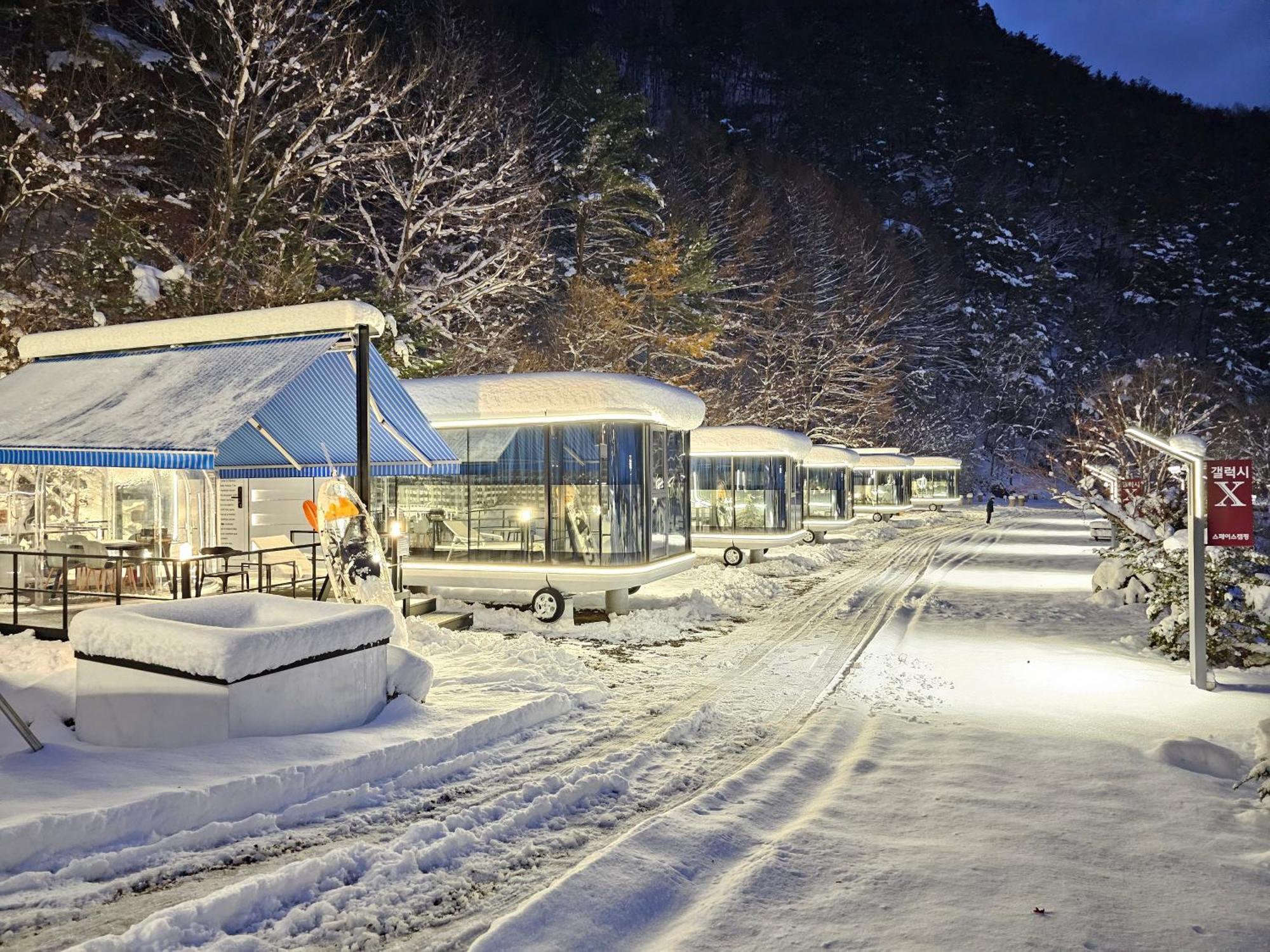 Galaxy X Hotel Type Caravan Glamping & Pension Pyeongchang Buitenkant foto