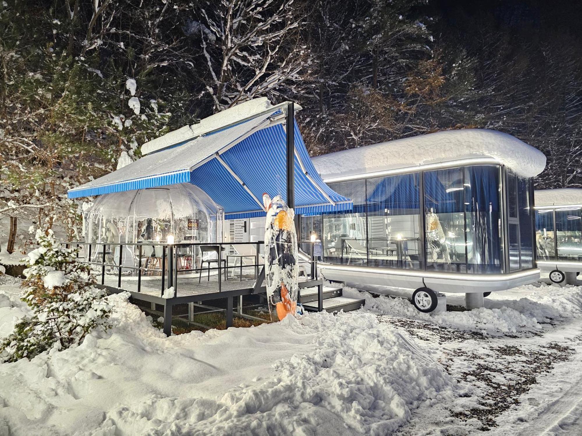 Galaxy X Hotel Type Caravan Glamping & Pension Pyeongchang Buitenkant foto