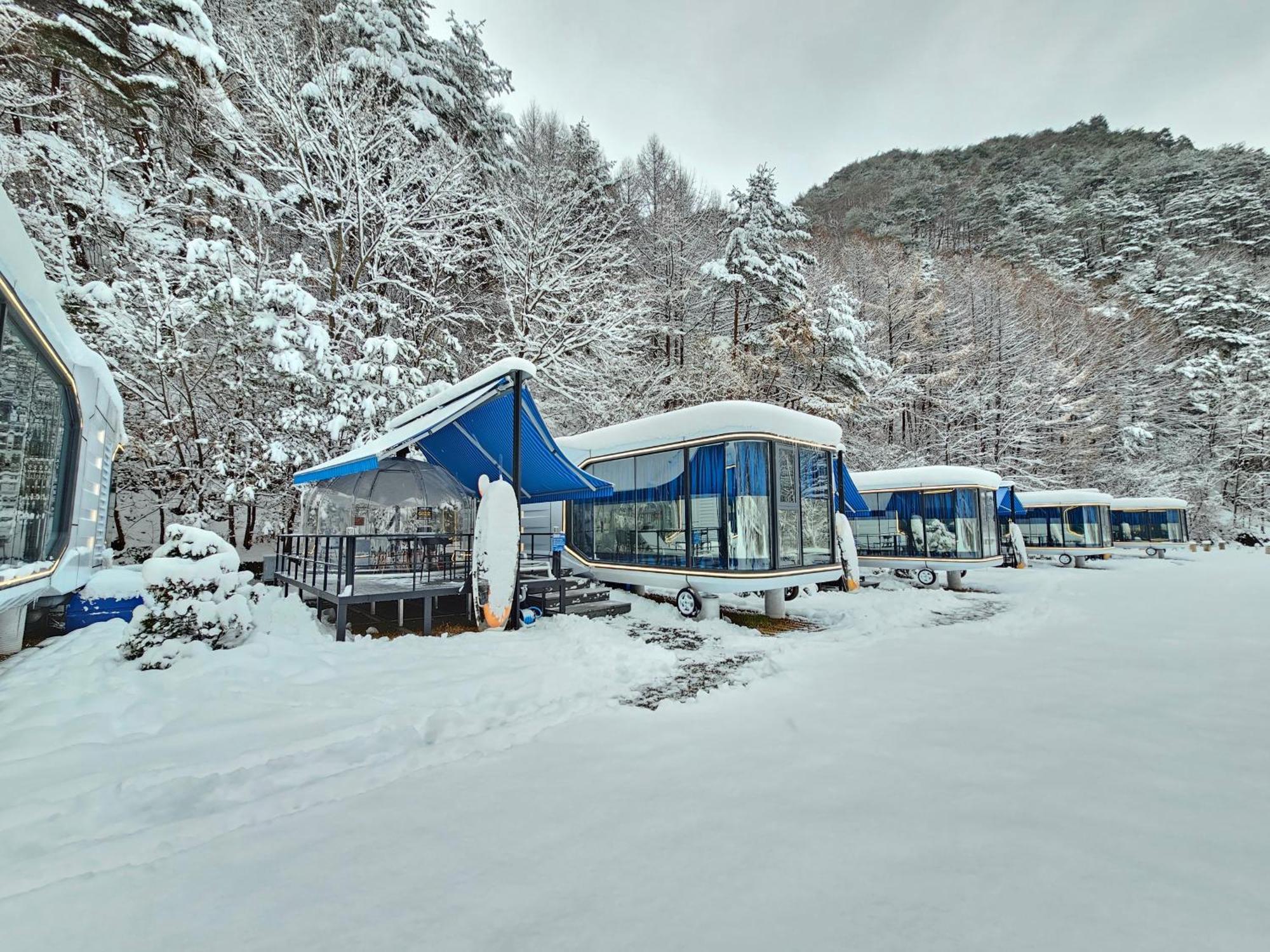 Galaxy X Hotel Type Caravan Glamping & Pension Pyeongchang Buitenkant foto